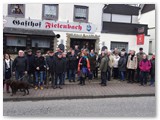 58 Wanderer trafen sich in Birk vor der Gaststtte Fielenbach zur Neujahrswanderung