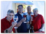 Die Startmannschaft im Weinzelt